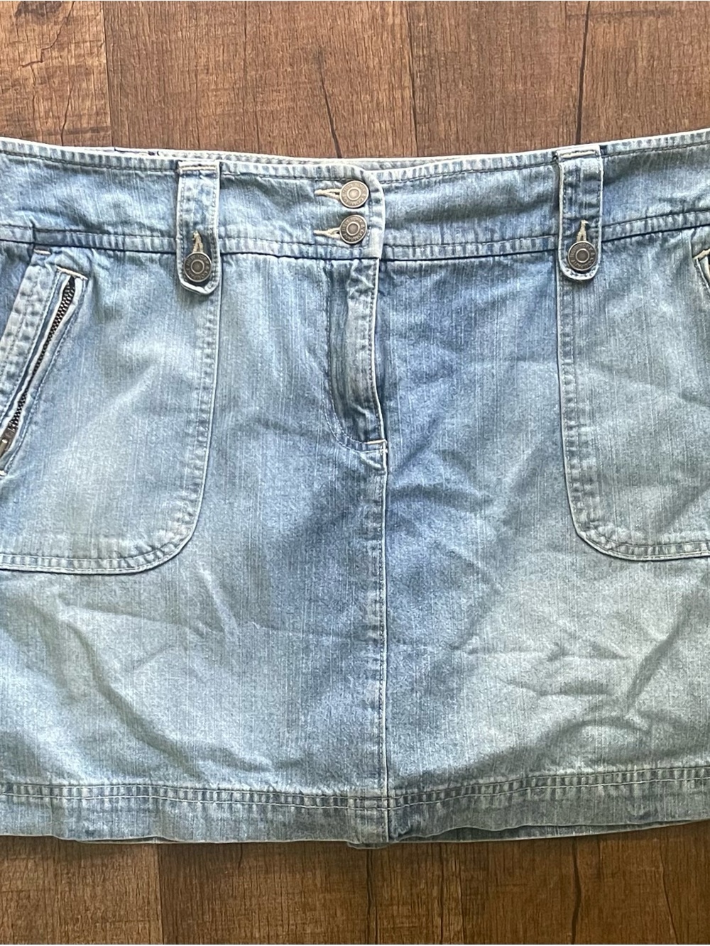 New York & Company Washed Light Blue Denim Mini Skort with Front Patch Pockets